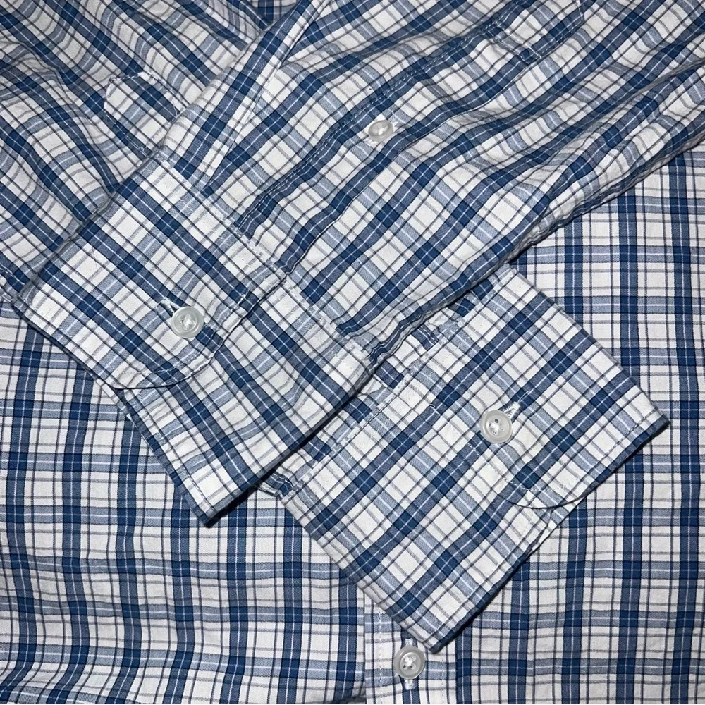 NWT J.Crew Men’s Medium Blue Gray Plaid Long Sleeve Button-Down Shirt